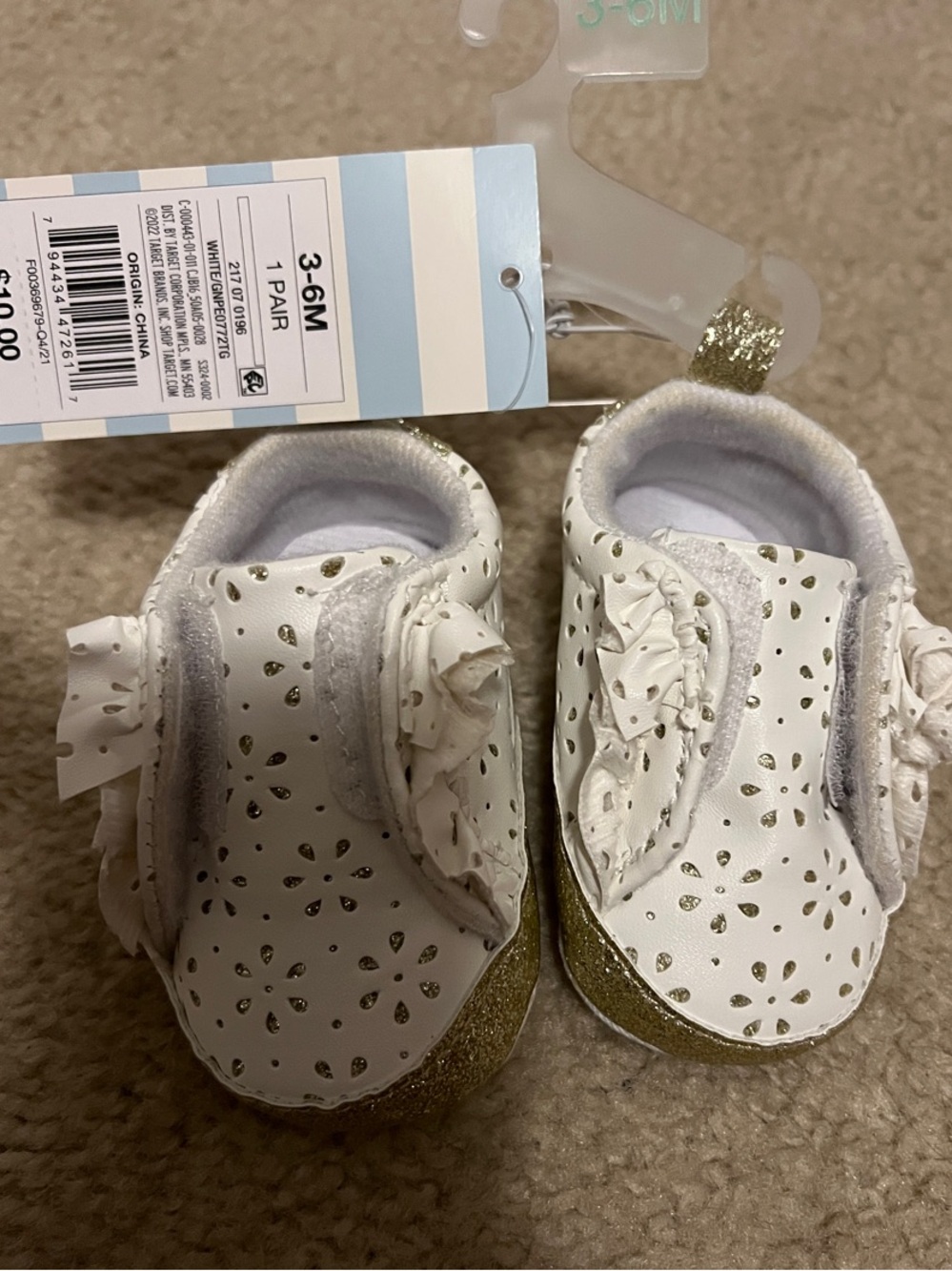 NWT White & Gold Baby Girls' Floral Perforated Soft Sole Shoes 3-6 months